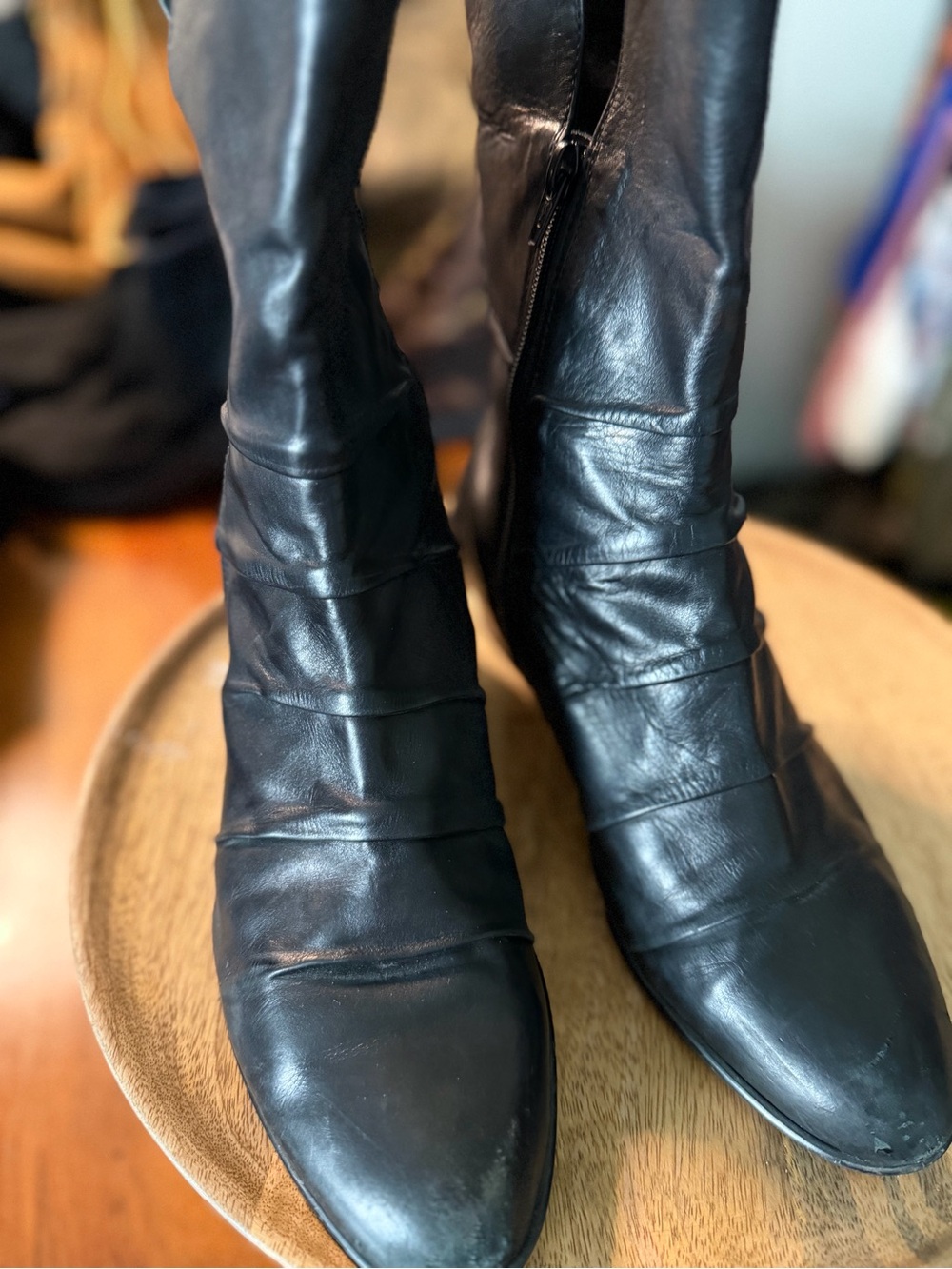 Everybody by B.Z. Moda Black Leather Short Boots EU 40.5 Zip Ruched